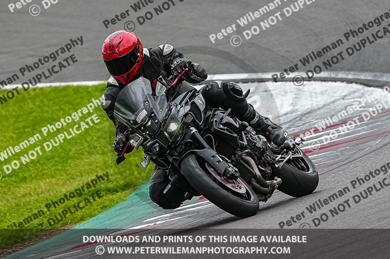 donington no limits trackday;donington park photographs;donington trackday photographs;estoril;event digital images;motorbikes;no limits;no limits trackdays;peter wileman photography;portugal;trackday;trackday digital images;trackday photos